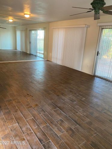 9637 44th St, Phoenix AZ  85044-7521 exterior