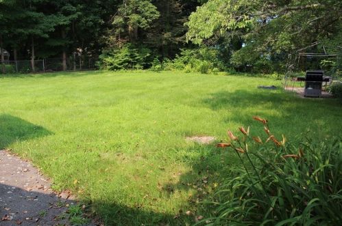 368 Elm St, West Bridgewater MA 02379-1158 exterior