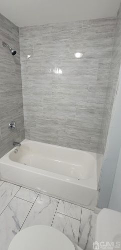 305 Pershing Ave, Carteret NJ  07008-3063 exterior