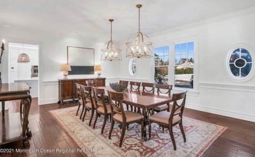 530 Little Silver Pt Rd, Little Silver NJ 07739-1736 exterior