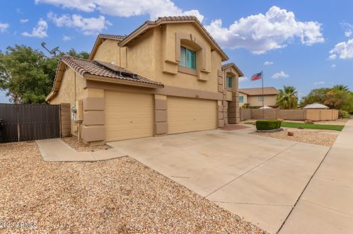 21076 32nd Dr, Phoenix, AZ 85027-6089