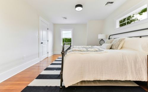 207 Whiting Ave, Dedham MA  02026-3120 exterior