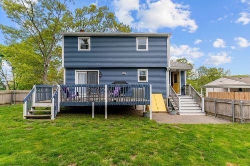 267 Chavenson St, Fall River MA 02723-2701 exterior