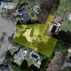 36 Swallow Dr, Newton MA  02462-1306 aerial view