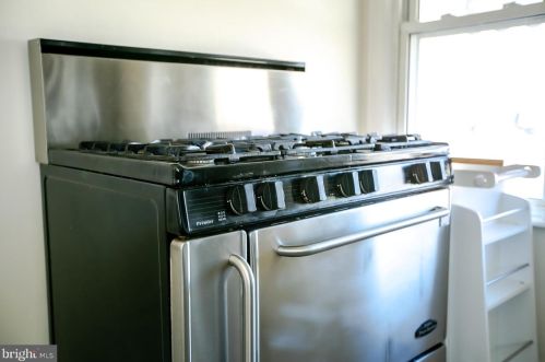 924 Belmont Ave, Camden NJ 08108-3221 exterior