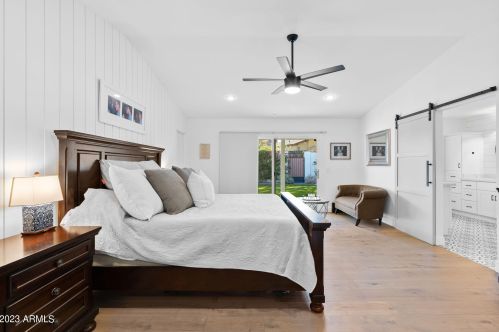 5201 34th St, Phoenix AZ  85018-1440 exterior