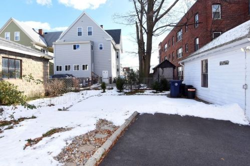 11 Glendale St, Everett MA 02149-2315 exterior