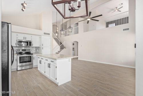 1222 Beverly Ln, Phoenix AZ 85032-3408 exterior