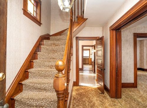 50 Caswell St, Taunton MA 02718-1120 exterior