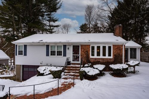 2 Norman Ave, West Bridgewater, MA 02379-1320