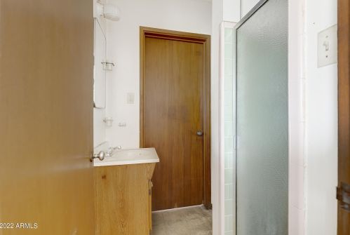 4122 Edgemont Ave, Phoenix AZ 85035-1715 exterior