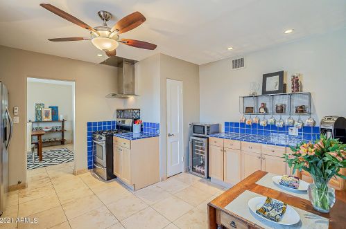 839 Edgemont Ave, Phoenix AZ 85035-1735 exterior