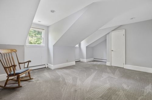 4 Pinegrove Rd, Hingham MA 02043-3923 exterior