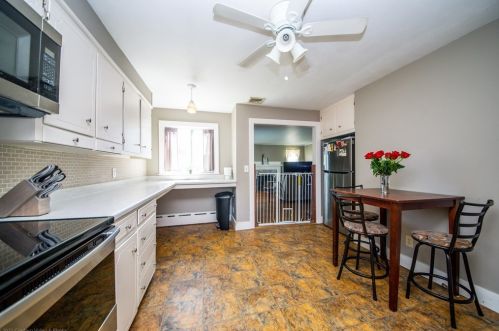 5 Roland Ave, Fall River MA  02726-2639 exterior