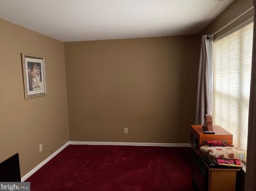 1061 Tristram Cir, West Deptford NJ 08051-2253 exterior