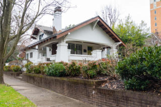 1626 Cowling Ave, Louisville, KY 40205-1313