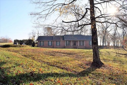 1681 Lovers Ln, Hopkinsville, KY 42240-9380