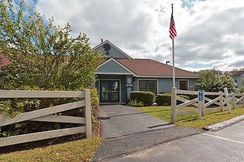 840 County St, Taunton MA  02780-6901 exterior