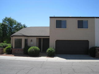 2529 Paradise Dr, Phoenix AZ  85028-1130 exterior