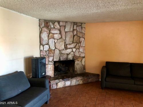 1620 65 Dr, Phoenix AZ 85043-5706 exterior