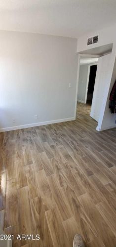 5432 Belleview St, Phoenix AZ 85043-1716 exterior