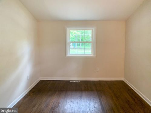 102 Marion Ave, West Deptford NJ 08093-2029 exterior