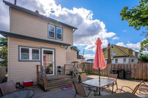 479 Dewitt Ave, Belleville NJ 07109-2508 exterior