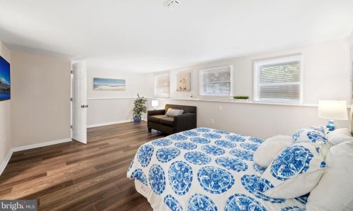 21 Williams Ave, West Deptford NJ  08096-5596 exterior