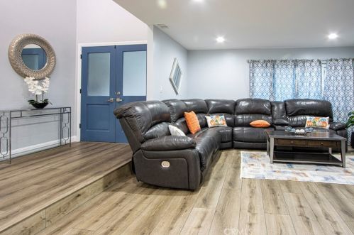 11503 Tropico Ave, Whittier, CA 90604-3227