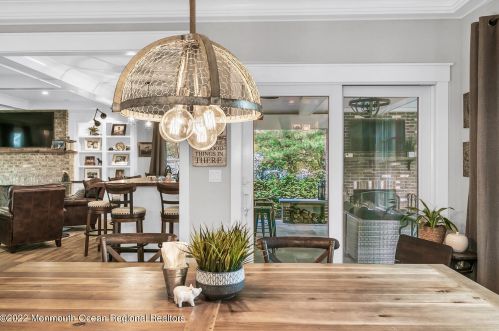 61 Winding Way, Little Silver NJ 07739-1720 exterior