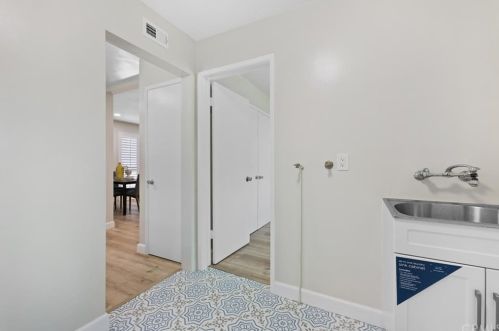 15541 Woodcrest Dr, Whittier CA  90604-3238 exterior