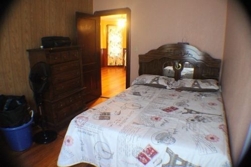 563 Whipple St, Fall River MA 02724-3433 exterior