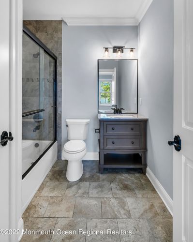 56 Rivers Edge Dr, Little Silver NJ 07739-1706 exterior