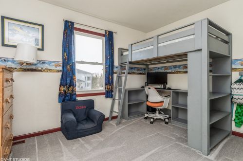 318 Blackfoot Dr, Lemont IL 60490-5524 exterior