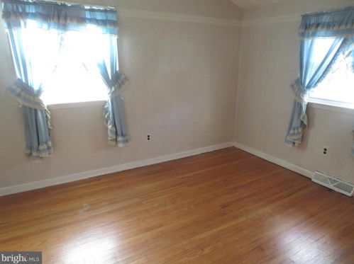 1201 Simpson Ave, West Deptford NJ 08063-1133 exterior