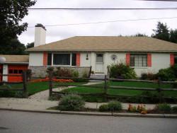 175 Evelyn Rd, Newton, MA 02468-1034