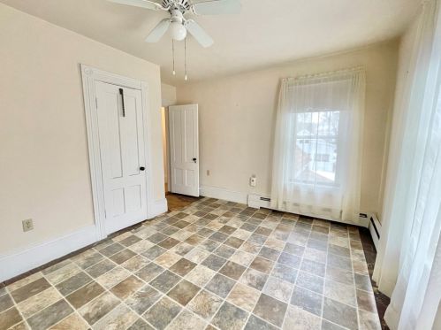 646 Pequoig Ave, Royalston MA 01331-1502 exterior