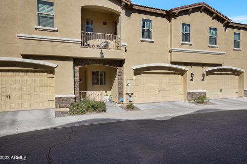 8976 8 Dr, Phoenix AZ 85041-6754 exterior