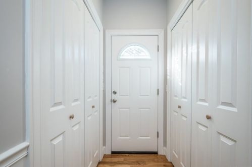 711 Salisbury St, Worcester MA 01609-1122 exterior