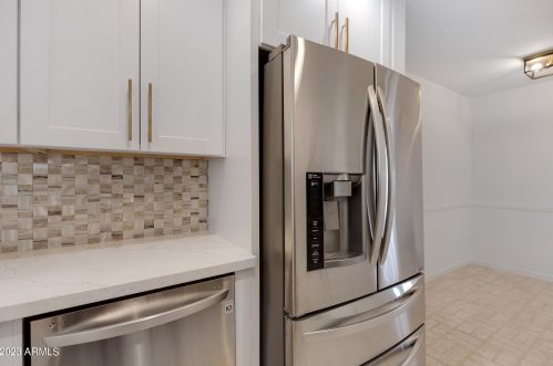 4115 Cinnabar Ave, Phoenix AZ 85020-1734 exterior