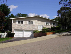 321 Country Club Rd, Newton, MA 02459-3148