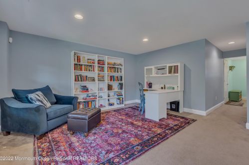 136 Kyle Dr, Tinton Falls NJ  07712-7537 exterior