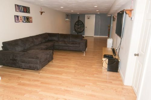 268 Jackson St, Newton MA 02459-2511 exterior