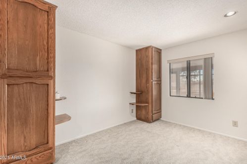 11420 Ahwatukee Dr, Phoenix AZ 85044-3102 exterior