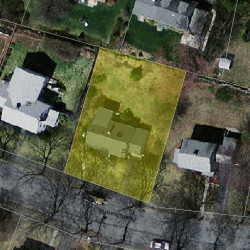 25 Farmington Rd, Newton MA  02465-1106 aerial view