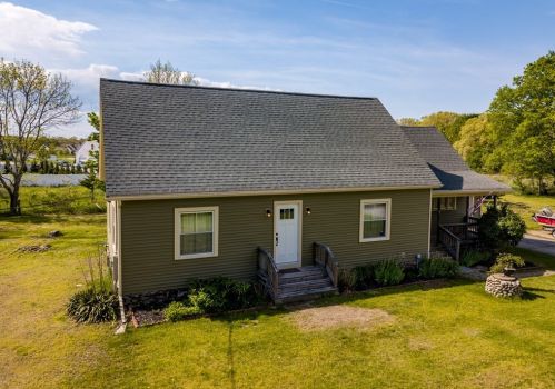 583 Tremont St, Taunton, MA 02780-5115