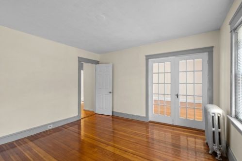 188 Newman Ave, Seekonk MA 02771-4911 exterior