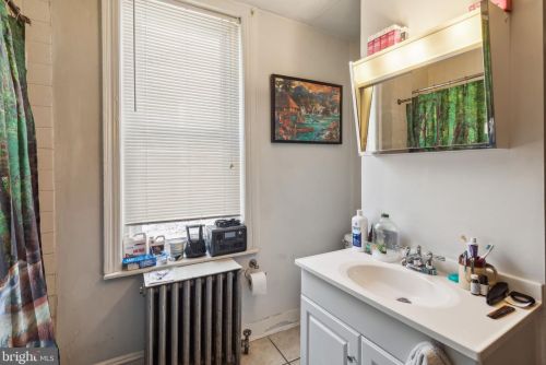 2204 15 St, Philadelphia PA 19132-4414 exterior