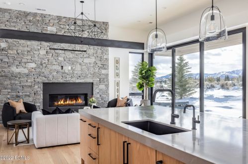 7965 Glenwild Dr, Park City UT 84098-5592 exterior