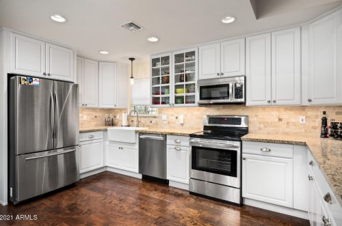 5543 5th Dr, Phoenix, AZ 85013-1809